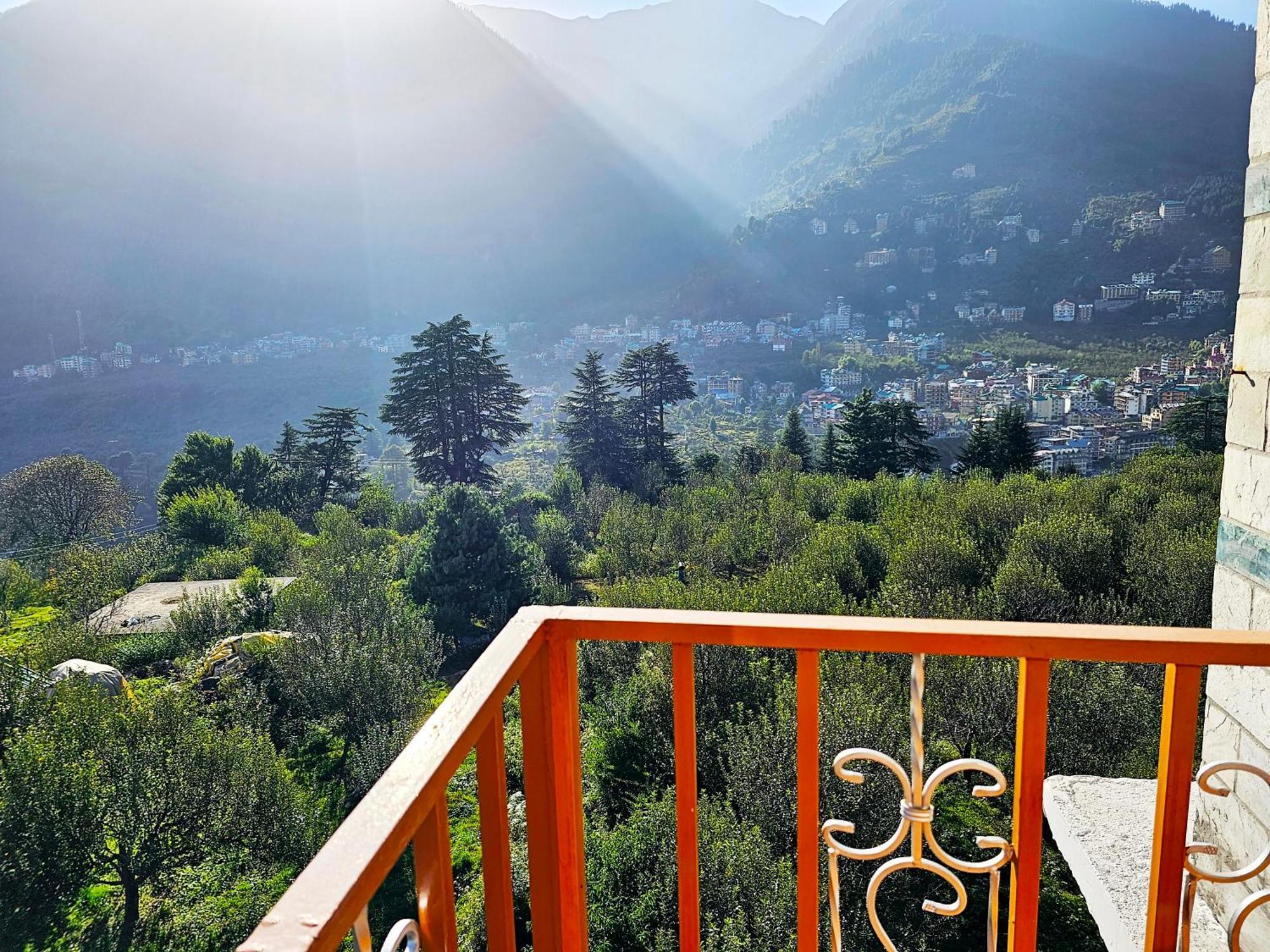 Hotel Marina Heights Manali  Exterior photo